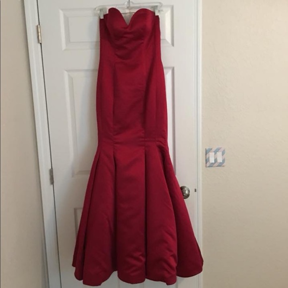 Red mermaid prom dress - Picture 1 of 4